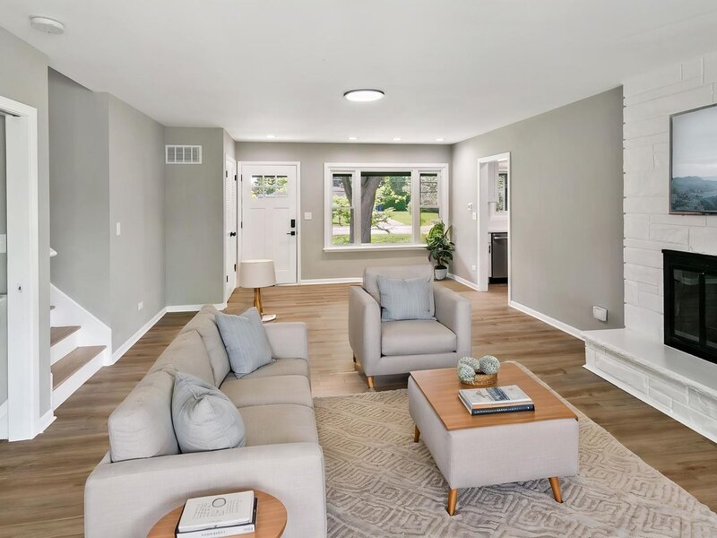 617 S Busse Road Mount Prospect IL 60056