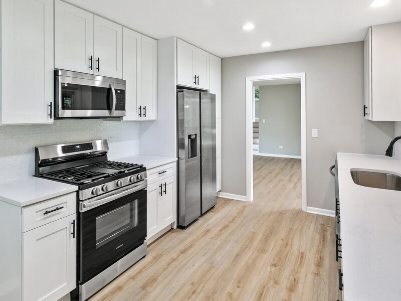 617 S Busse Road Mount Prospect IL 60056