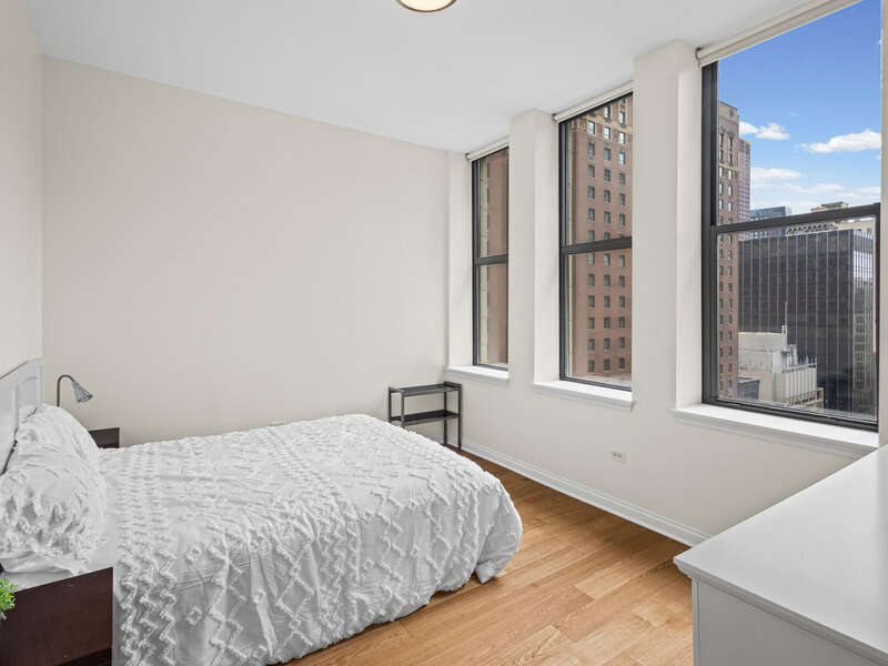 8 W Monroe Street Chicago IL 60603