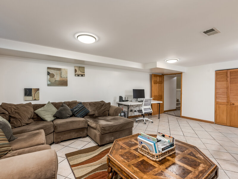 6542 N Kenneth Avenue Lincolnwood IL 60712