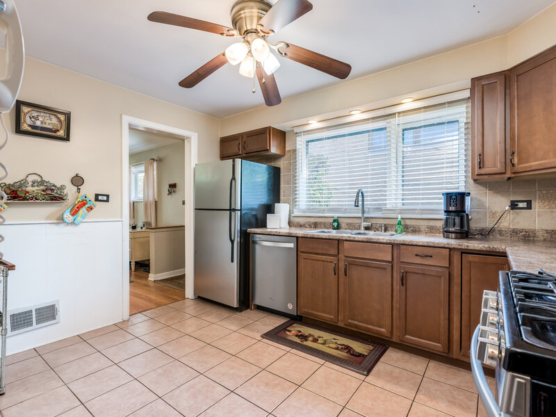 6542 N Kenneth Avenue Lincolnwood IL 60712