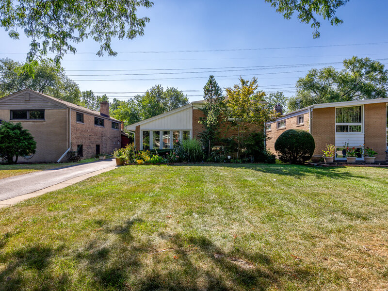 6542 N Kenneth Avenue Lincolnwood IL 60712