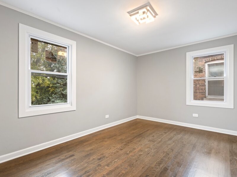 10231 S Rhodes Avenue Chicago IL 60628