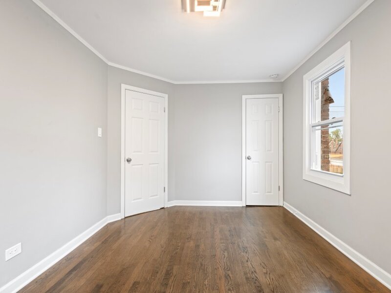 10231 S Rhodes Avenue Chicago IL 60628