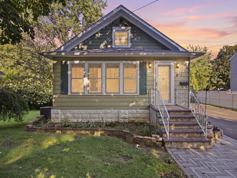 810 Wheeler Street Woodstock IL 60098