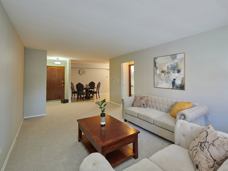 8541 Lotus Avenue Skokie IL 60077