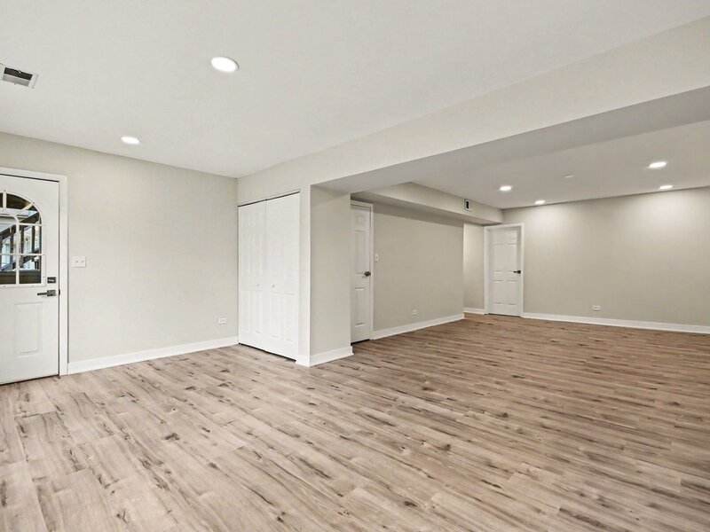 1312 W Oakmont Road Hoffman Estates IL 60169