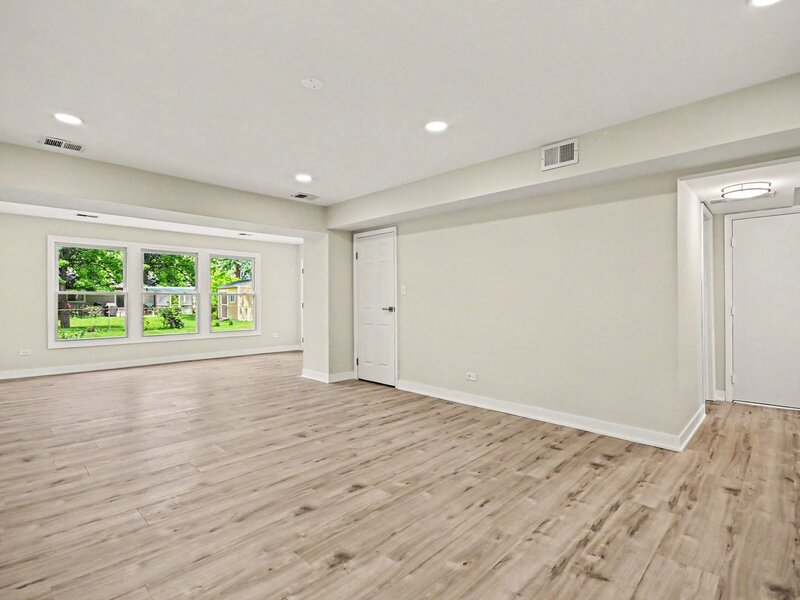 1312 W Oakmont Road Hoffman Estates IL 60169