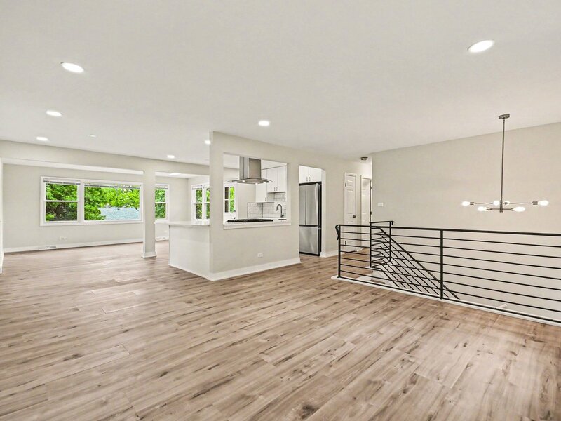 1312 W Oakmont Road Hoffman Estates IL 60169