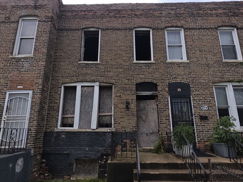 10744 S Langley Avenue Chicago IL 60628