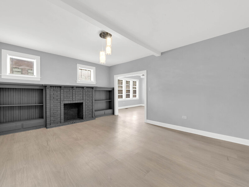 12432 S State Street Chicago IL 60628