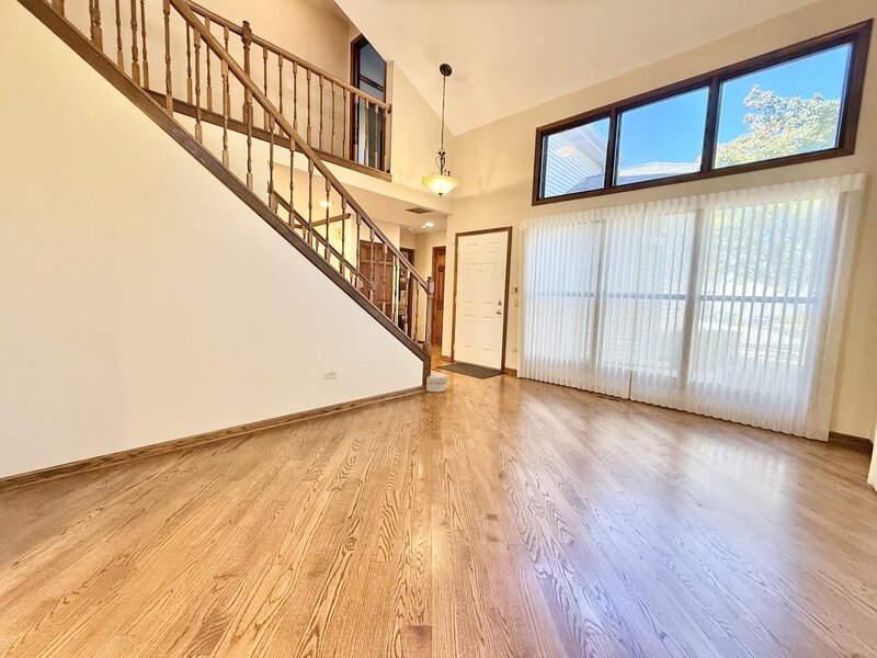 879 N Auburn Woods Drive Palatine IL 60067