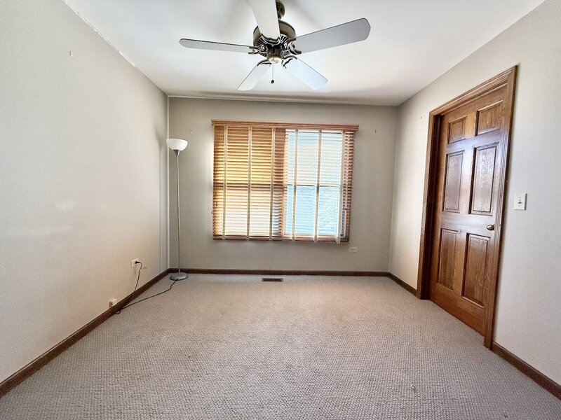 879 N Auburn Woods Drive Palatine IL 60067