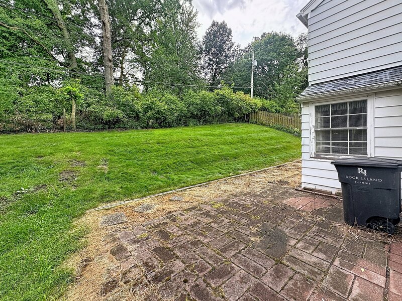 1418 35th Avenue Rock Island IL 61201