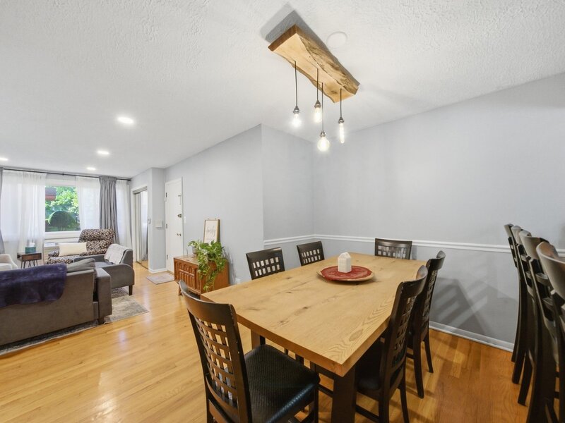 1626 W Greenleaf Avenue Chicago IL 60626
