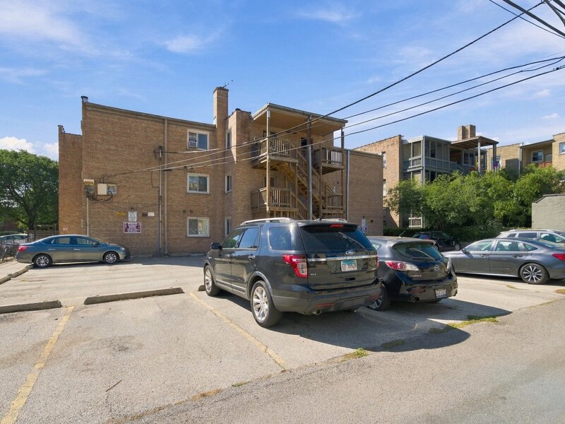1626 W Greenleaf Avenue Chicago IL 60626