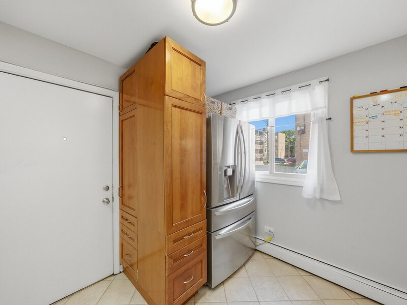 1626 W Greenleaf Avenue Chicago IL 60626