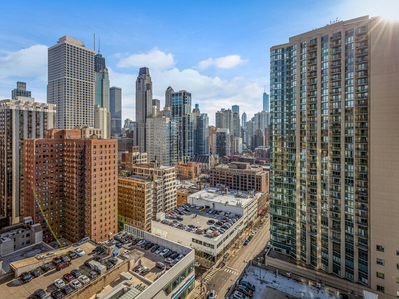 1122 N Clark Street Chicago IL 60610