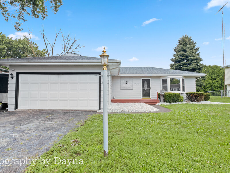 22 Emery Drive Bourbonnais IL 60914