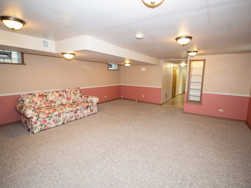 10756 S Albany Avenue Chicago IL 60655