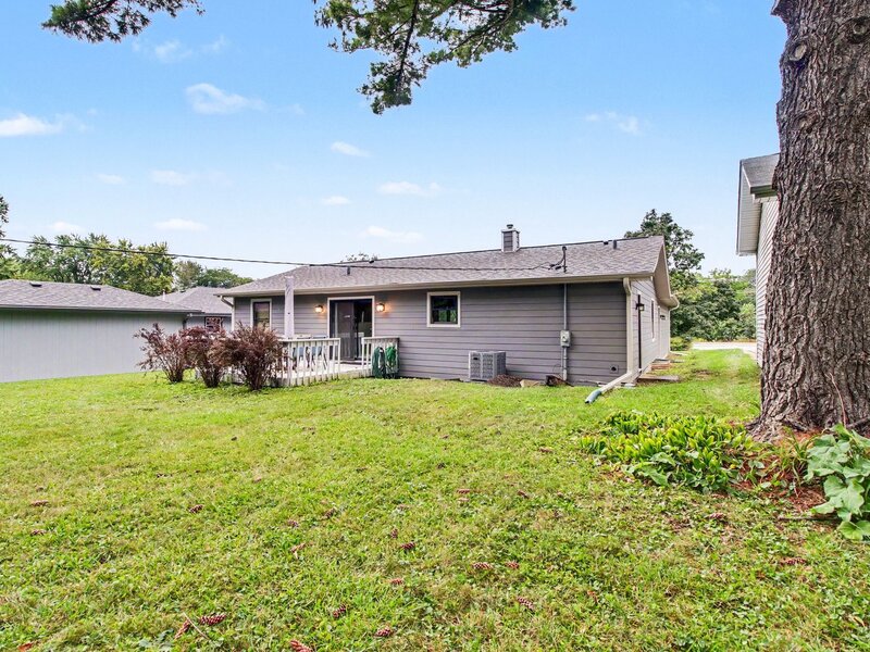 821 S Hough Street Barrington IL 60010