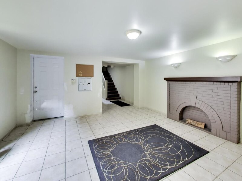 1639 W Farwell Avenue Chicago IL 60626