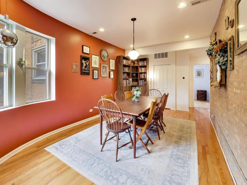 1639 W Farwell Avenue Chicago IL 60626