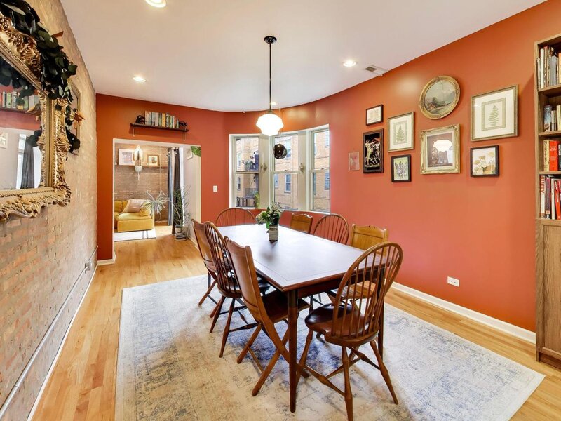 1639 W Farwell Avenue Chicago IL 60626