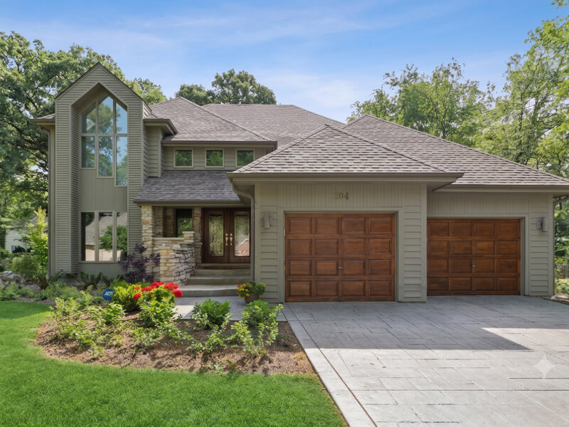 304 Apple River Drive Naperville IL 60565