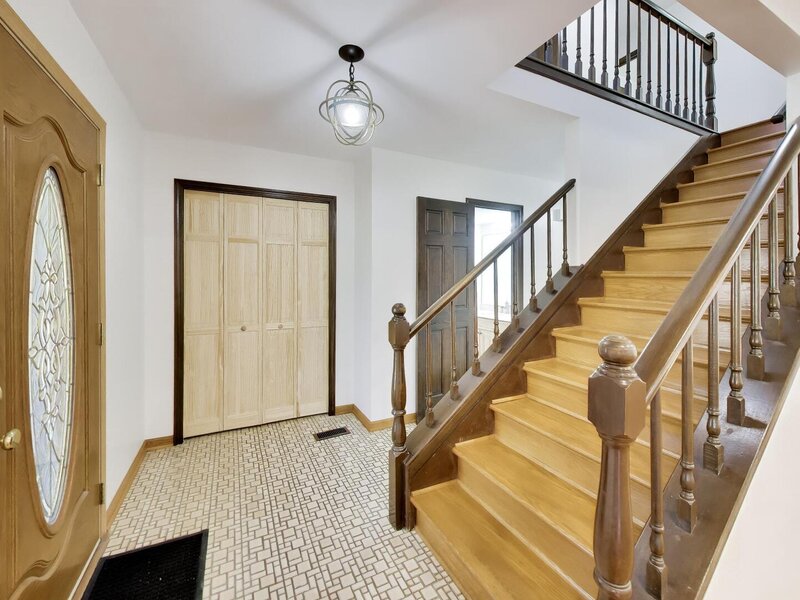 720 Dunhill Drive Buffalo Grove IL 60089