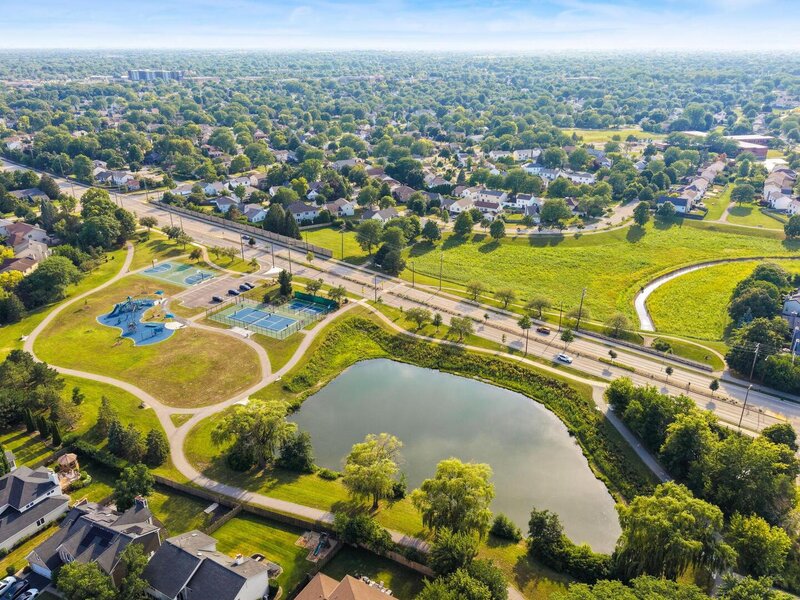 720 Dunhill Drive Buffalo Grove IL 60089