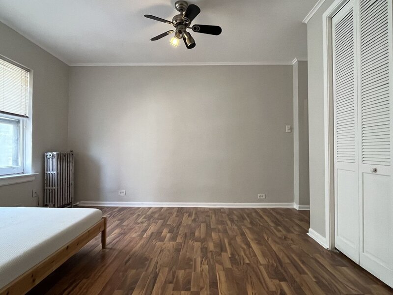 5135 S Kenwood Avenue Chicago IL 60615