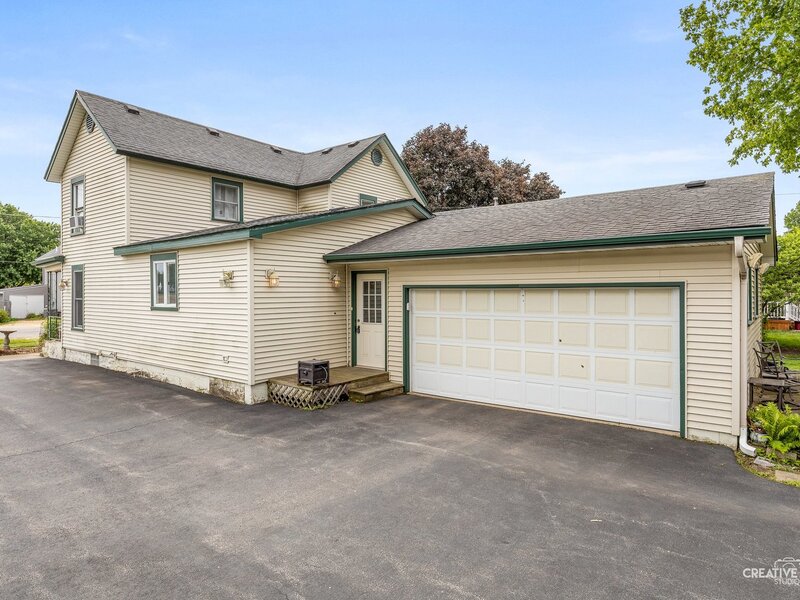 209 N Shabbona Road Shabbona IL 60550