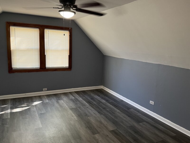 524 46th Avenue Bellwood IL 60104