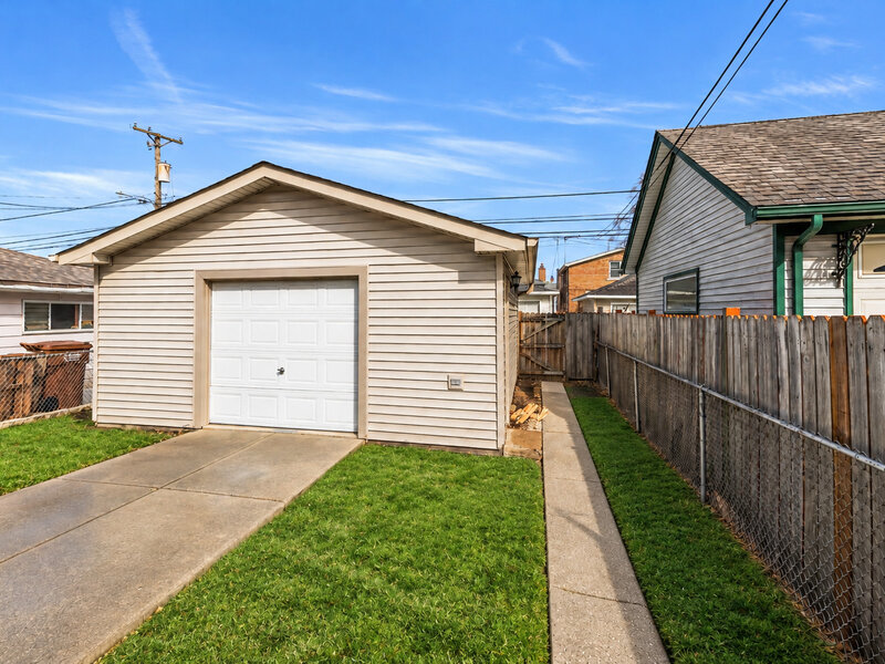 7424 W 57th Place Summit IL 60501