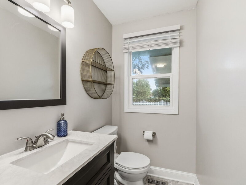 457 Lilac Lane Elk Grove Village IL 60007
