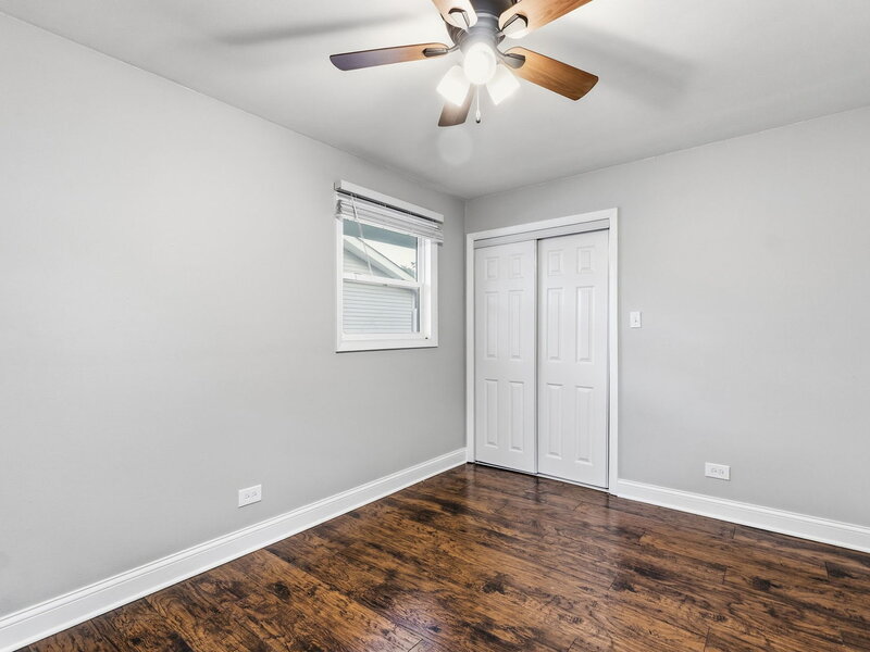 457 Lilac Lane Elk Grove Village IL 60007