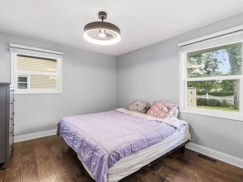 457 Lilac Lane Elk Grove Village IL 60007