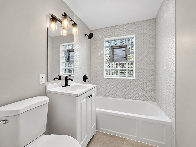 8831 S Eggleston Avenue Chicago IL 60620
