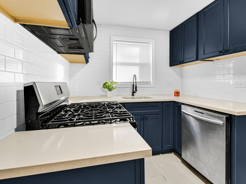 8831 S Eggleston Avenue Chicago IL 60620