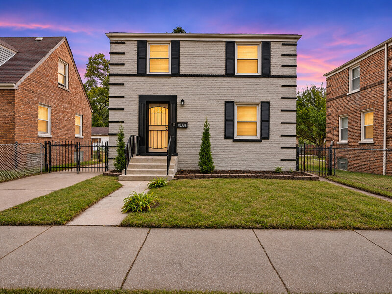8831 S Eggleston Avenue Chicago IL 60620