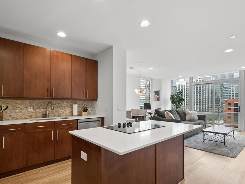 737 W Washington Boulevard Chicago IL 60661