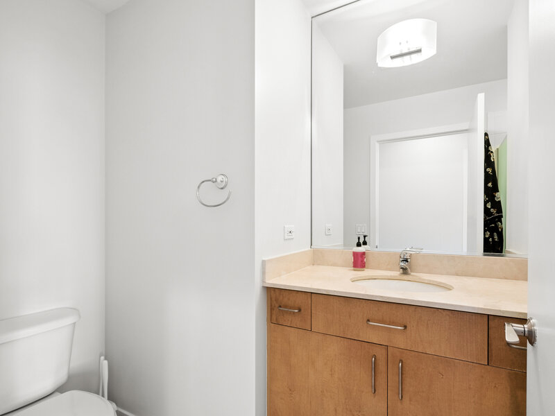 737 W Washington Boulevard Chicago IL 60661