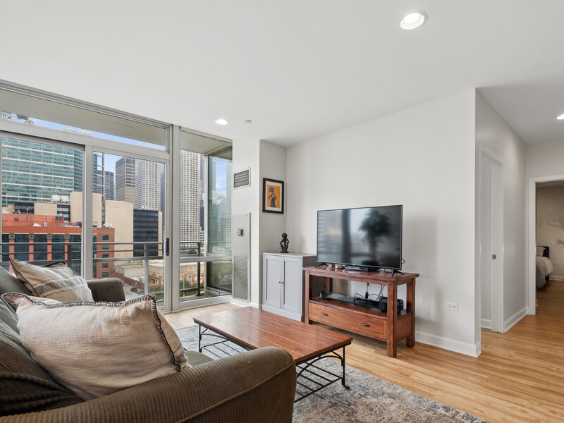 737 W Washington Boulevard Chicago IL 60661