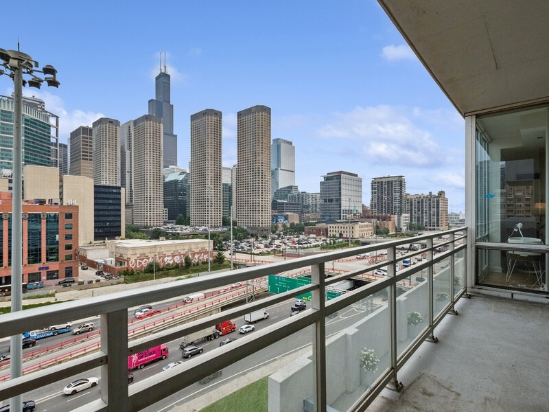737 W Washington Boulevard Chicago IL 60661
