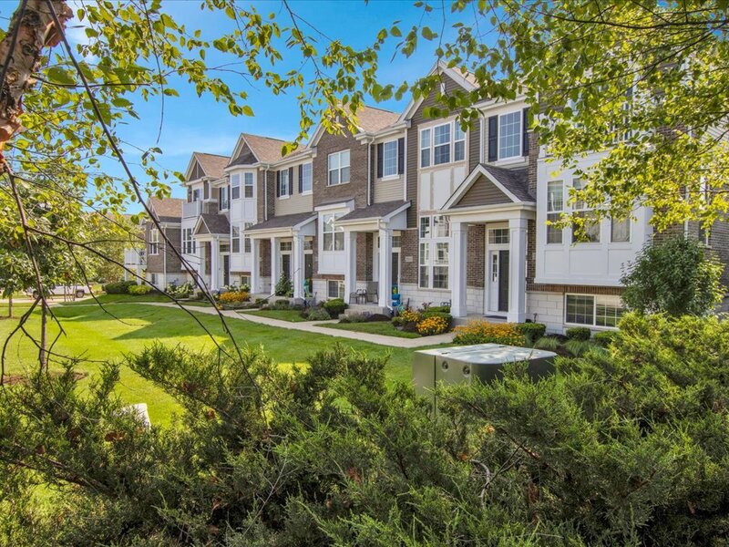2937 Madison Drive Naperville IL 60564