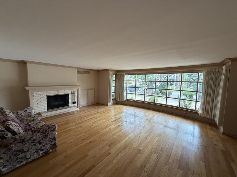 9615 Parkside Avenue Oak Lawn IL 60453