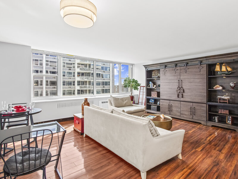 4250 N Marine Drive Chicago IL 60613