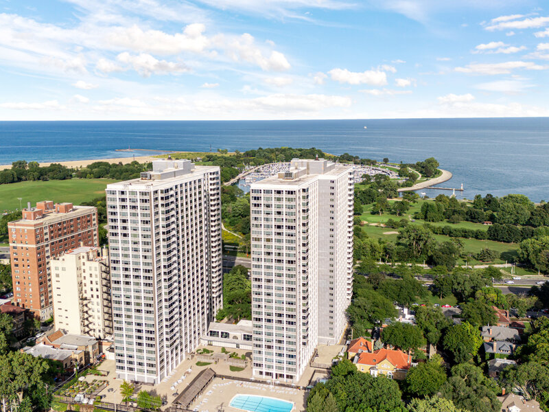 4250 N Marine Drive Chicago IL 60613