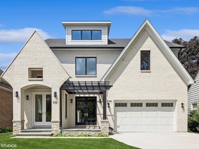 215 N Glade Avenue Elmhurst IL 60126